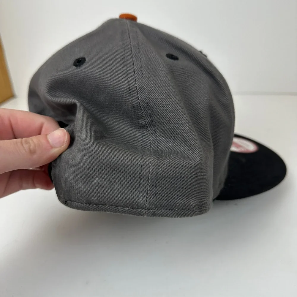 Volcom New Era 9FIFTY Snapback Hat Gray Black Cotton Flat Brim Skate Surf Cap *